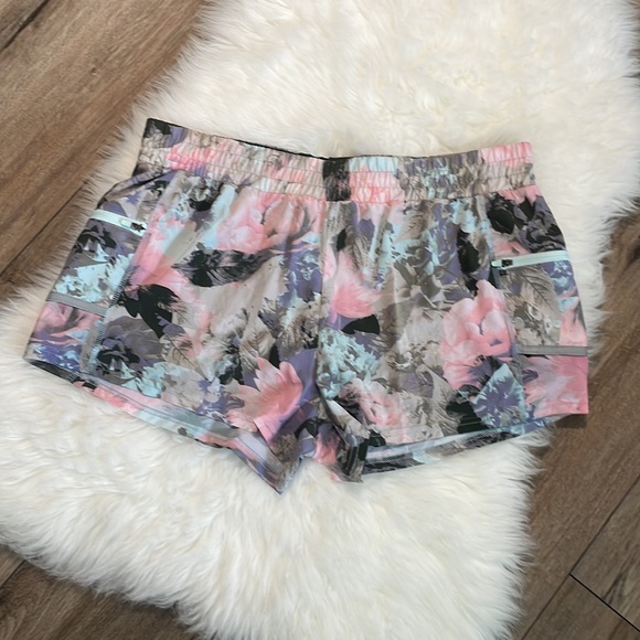 FABLETICS Secret Garden Maggie Athletic Shorts Size XL - Picture 5 of 15